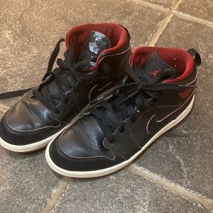 jordan 1 mid